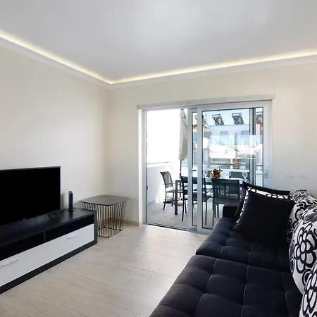 Numar Z 펜션 만타로타